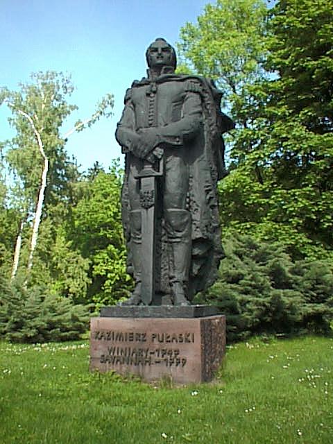 Памятник Казимежу Пуласки в Варке